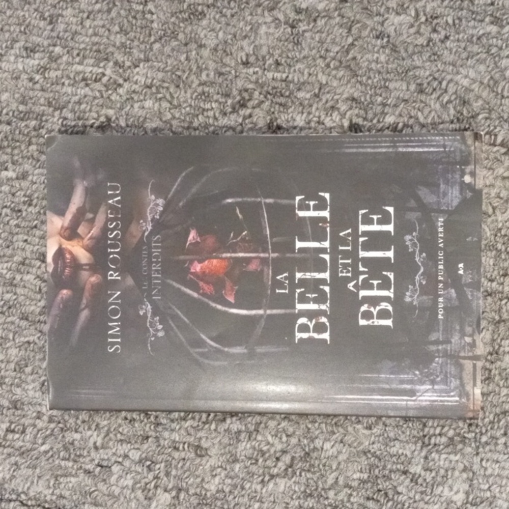 La Belle et la Bête Book by Simon Rousseau